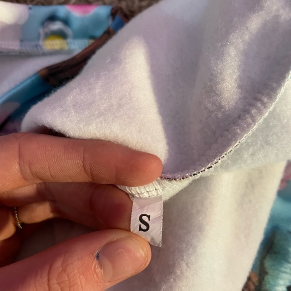 Cute pink ugly sweatshirt for Christmas size small - Picture 5 of 5